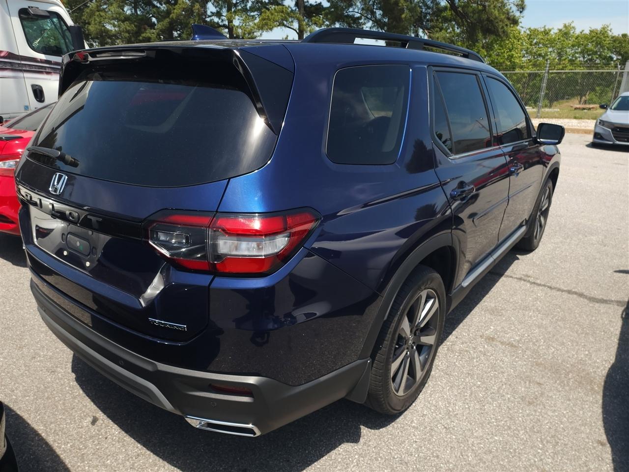 Honda Pilot Touring AWD 2023