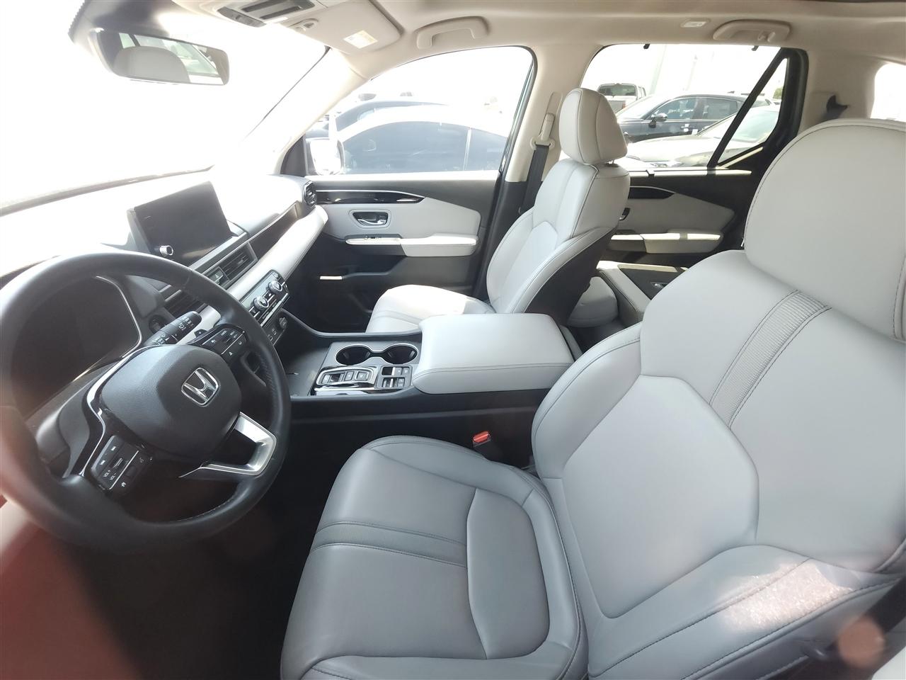 Honda Pilot Touring AWD 2023
