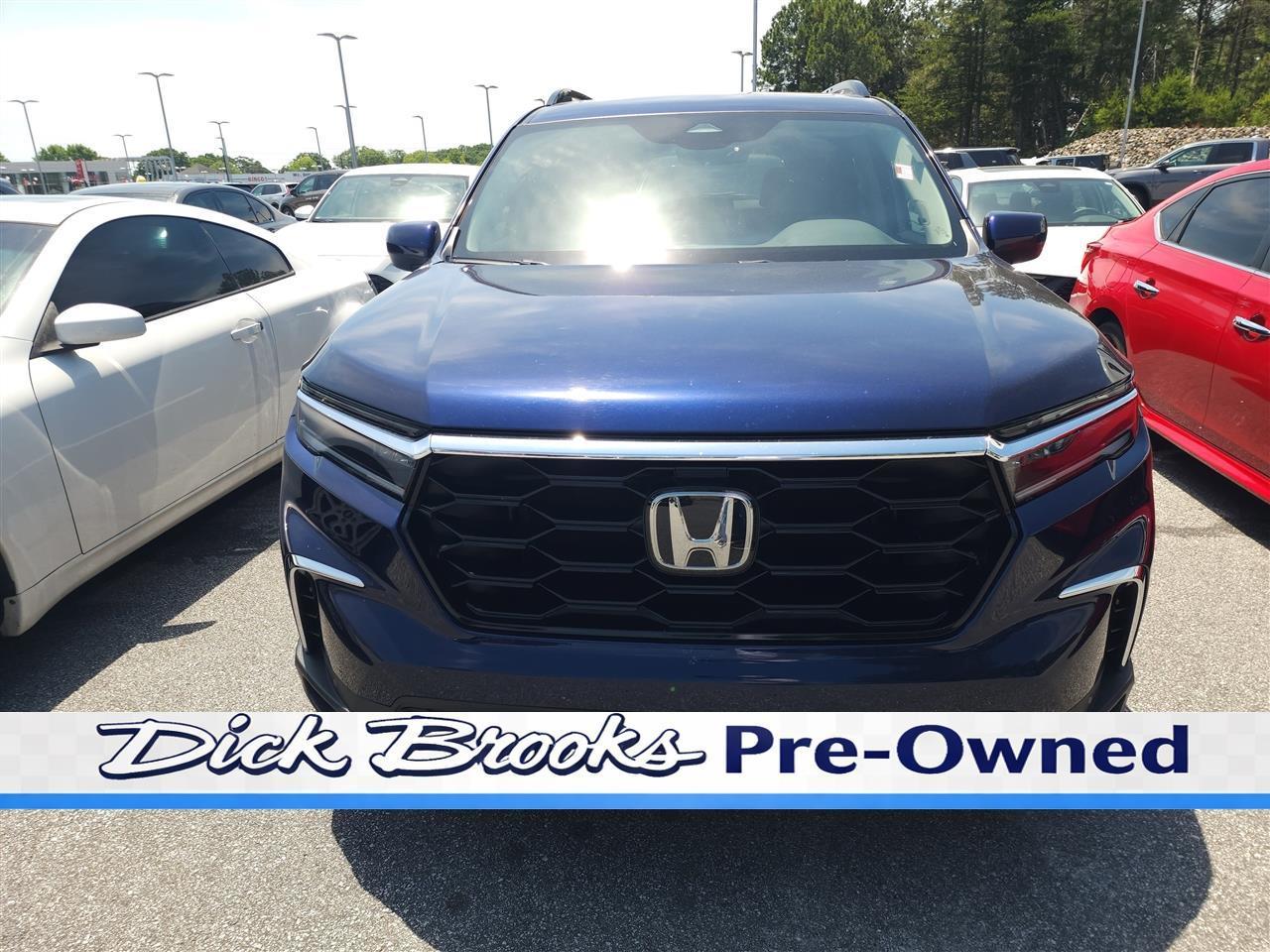 2023 Honda Pilot Touring AWD