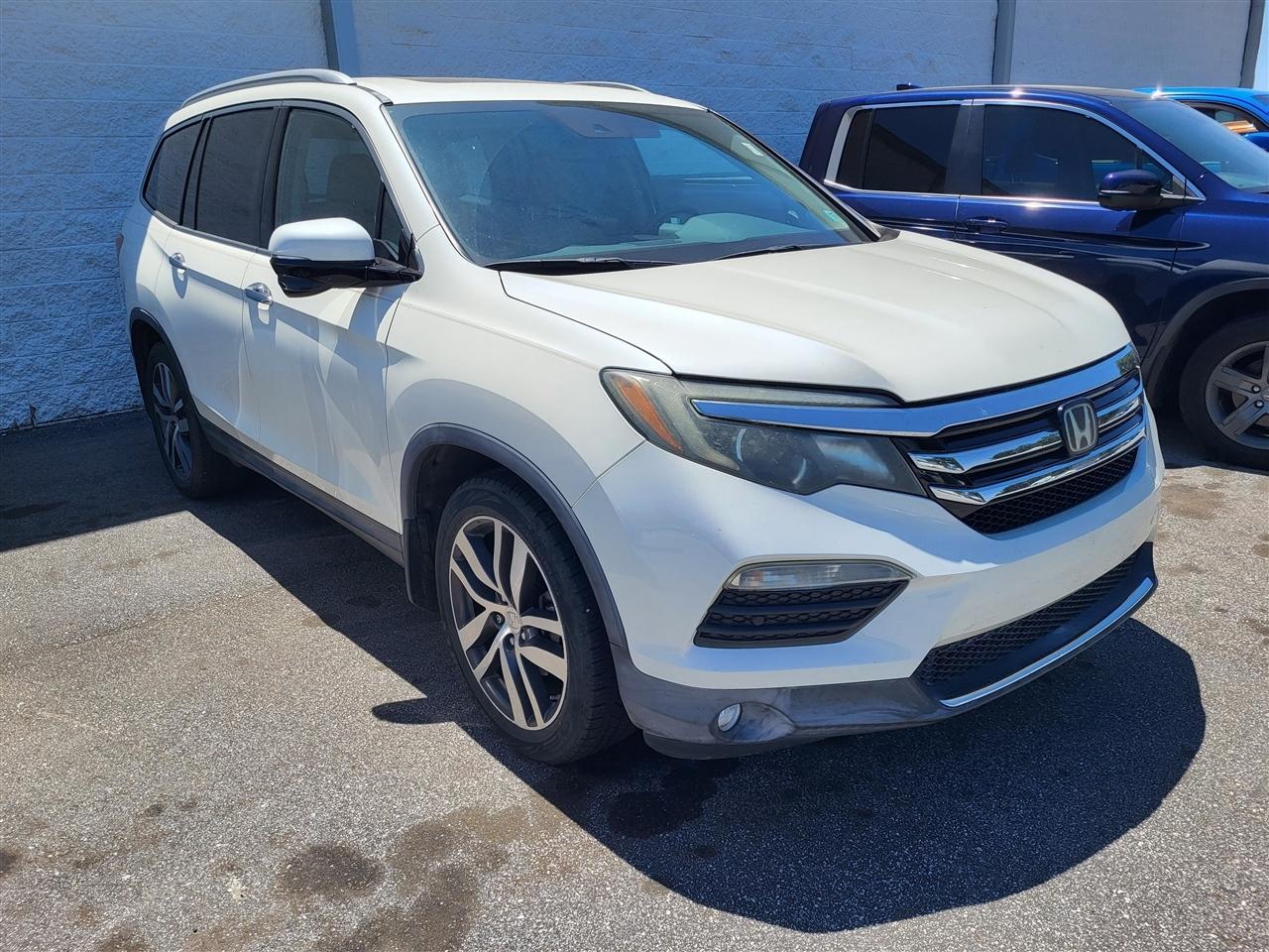 Honda Pilot Touring 2WD 2016