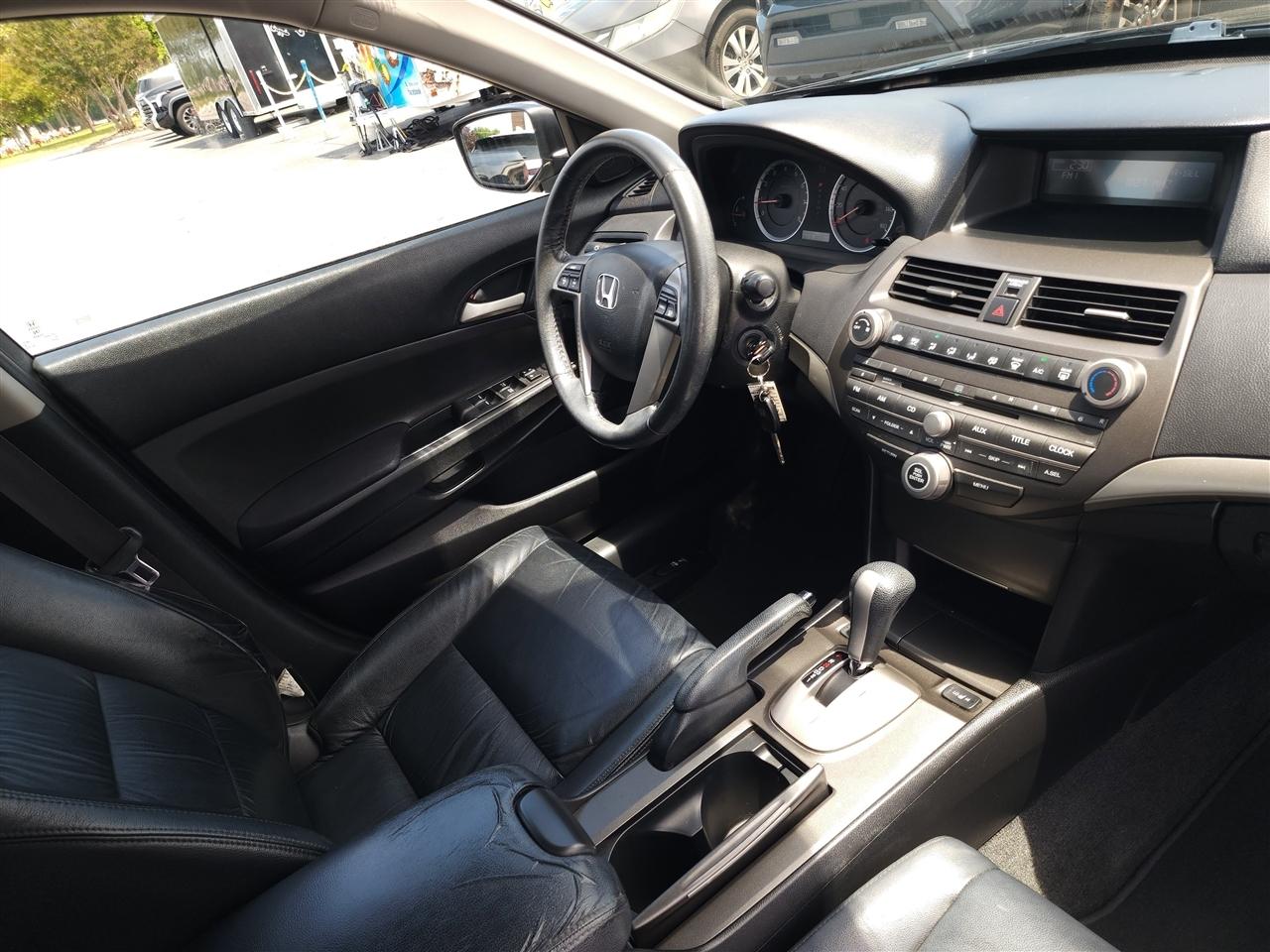 Honda Accord SE Sedan AT 2012
