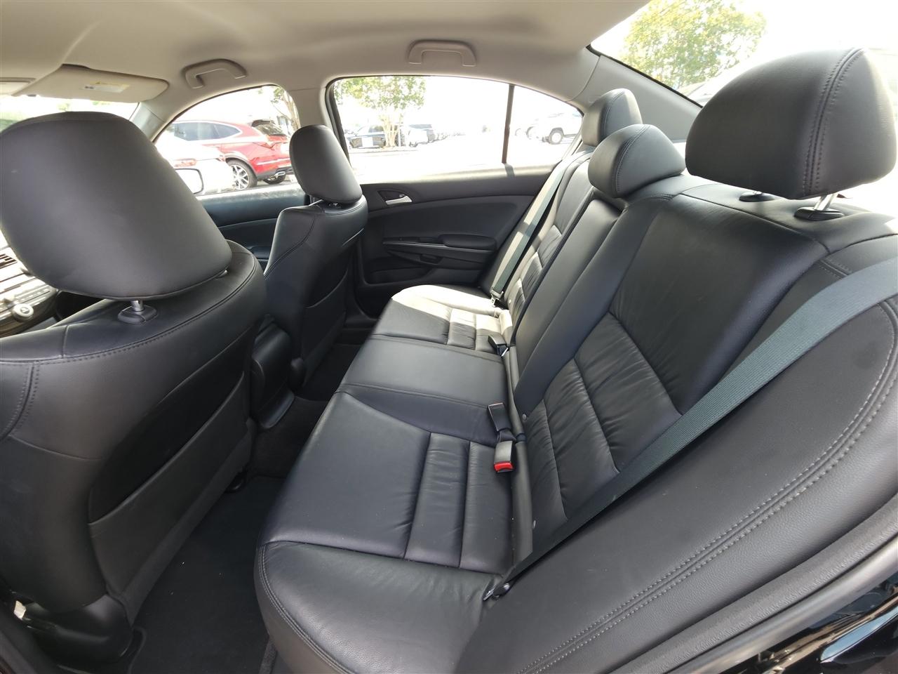 Honda Accord SE Sedan AT 2012