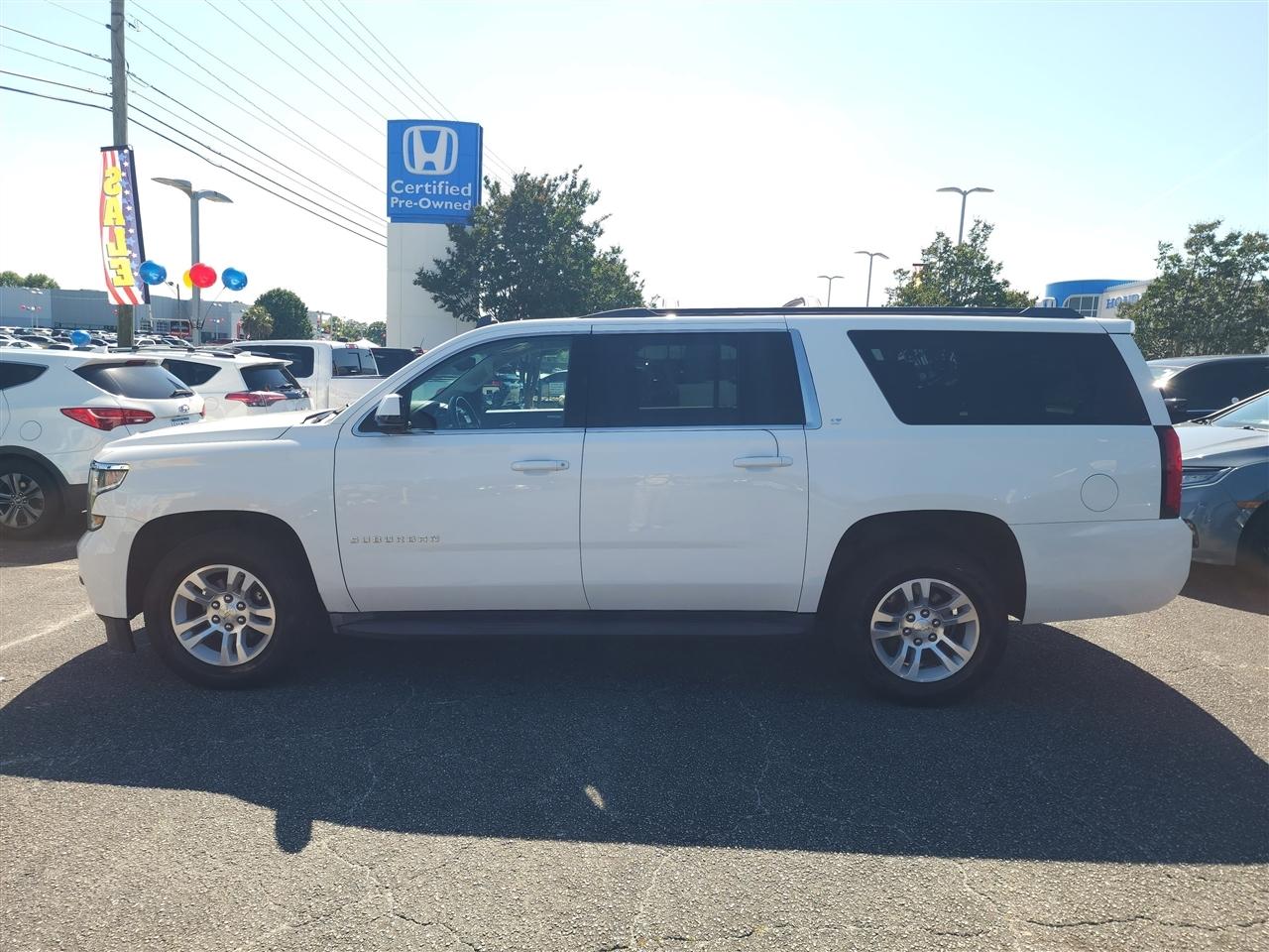 Chevrolet Suburban LT 4WD 2015