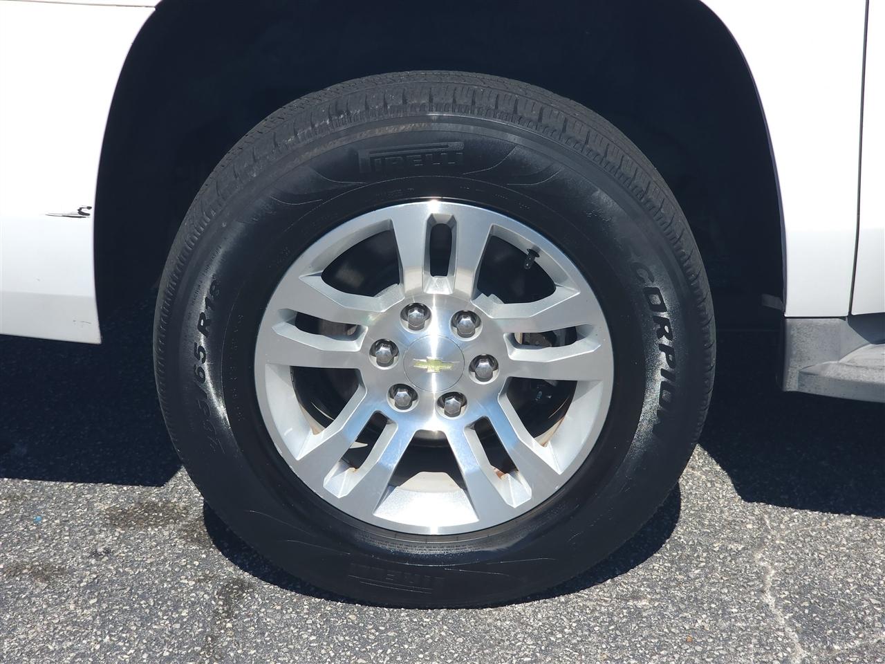 Chevrolet Suburban LT 4WD 2015