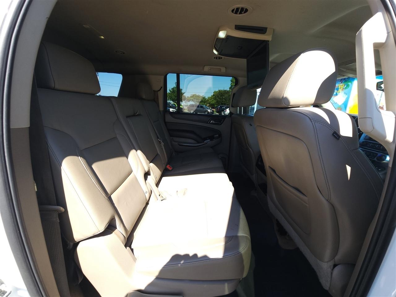 Chevrolet Suburban LT 4WD 2015