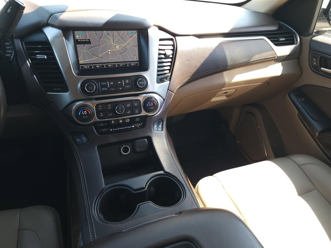 Chevrolet Suburban LT 4WD 2015