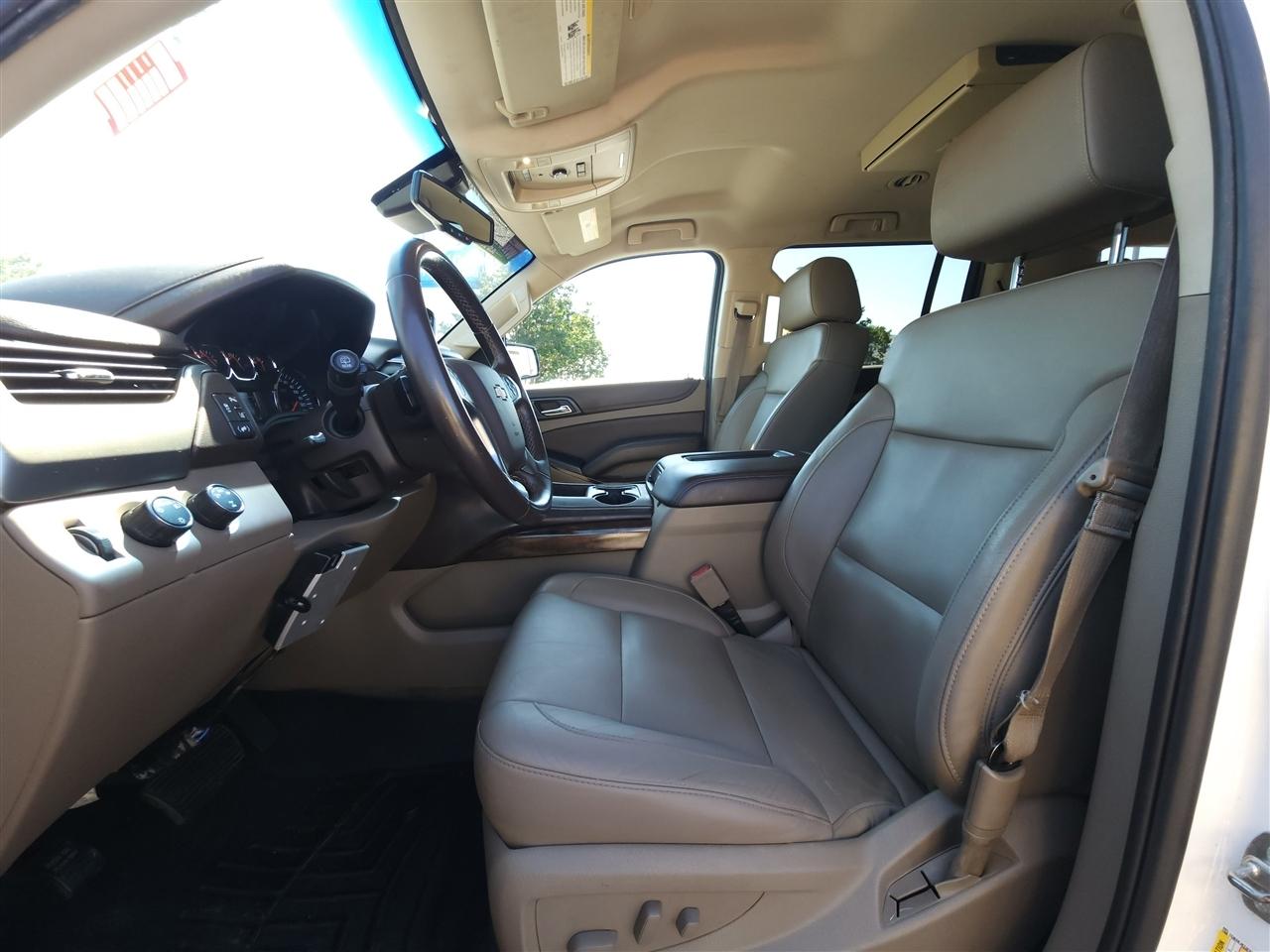 Chevrolet Suburban LT 4WD 2015