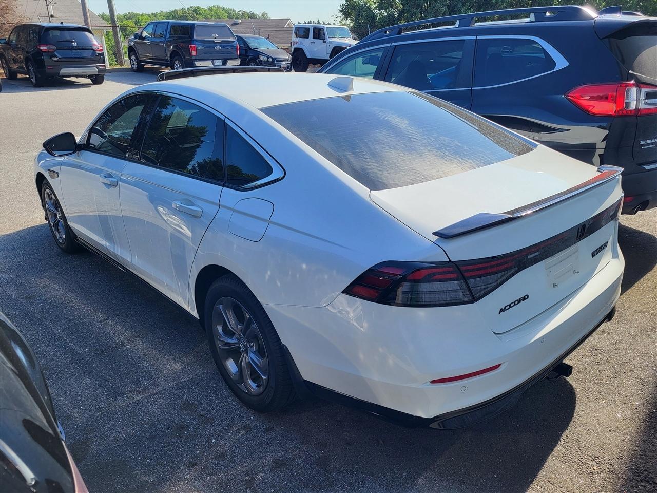 Honda Accord EX-L Hybrid 2024