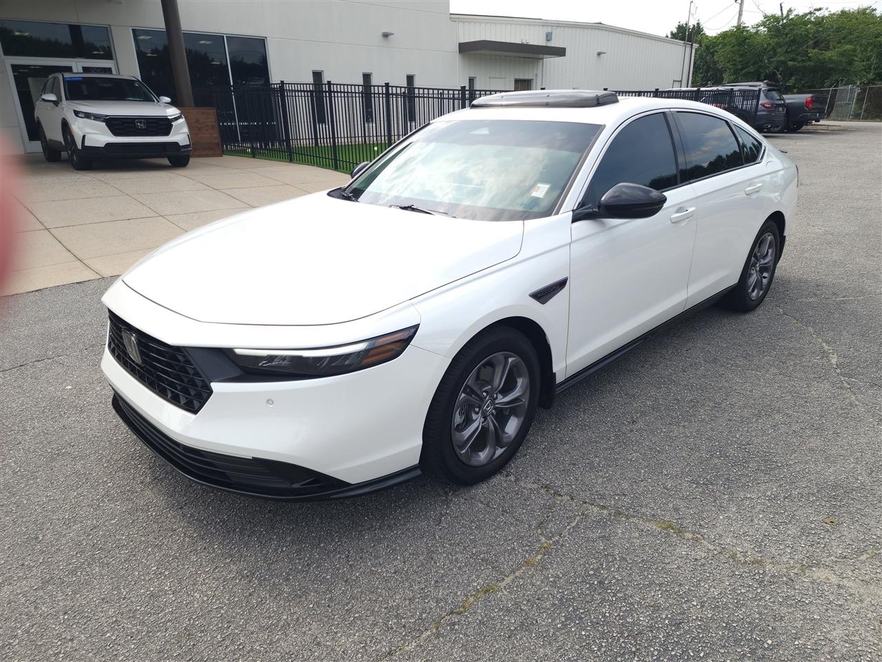 Honda Accord EX-L Hybrid 2024