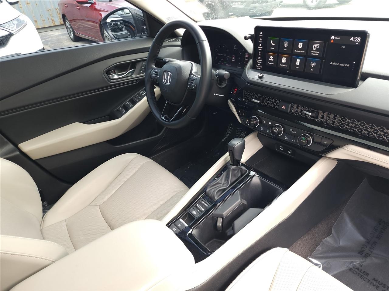 Honda Accord EX-L Hybrid 2024