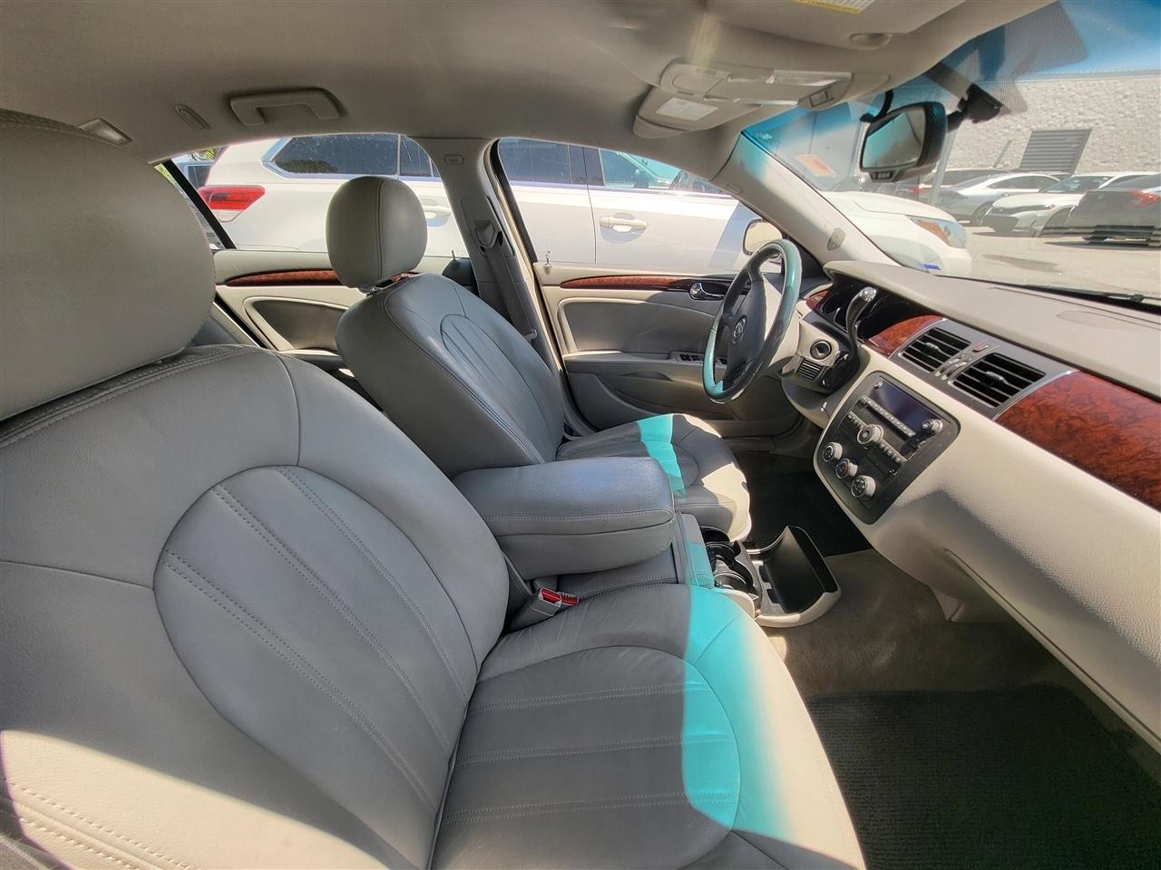 Buick Lucerne CX 2011