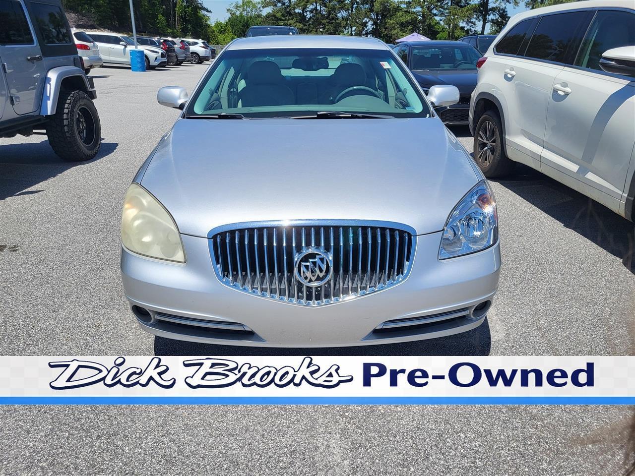 Buick Lucerne CX 2011