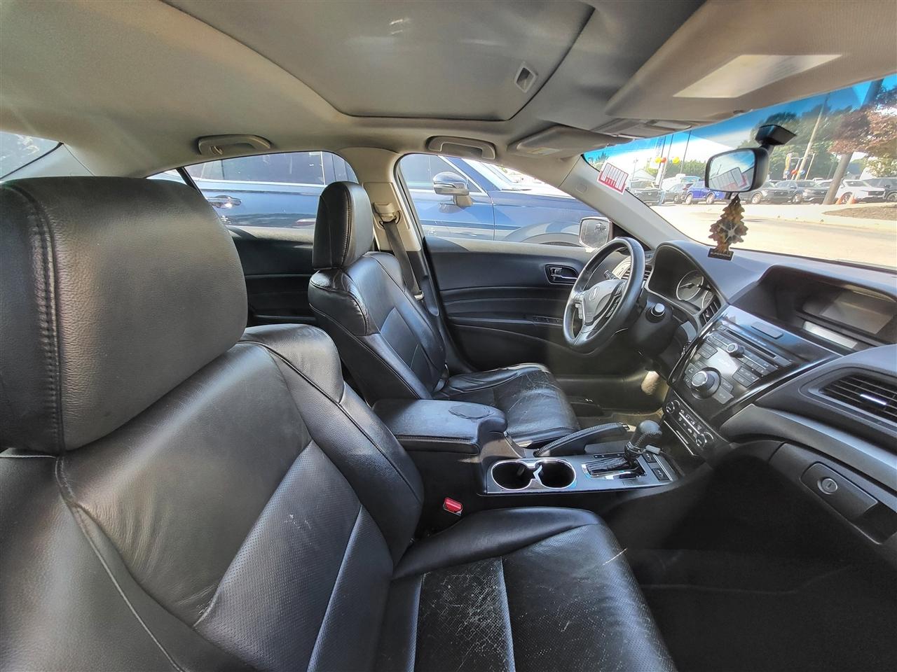 Acura ILX 5-Spd AT 2014