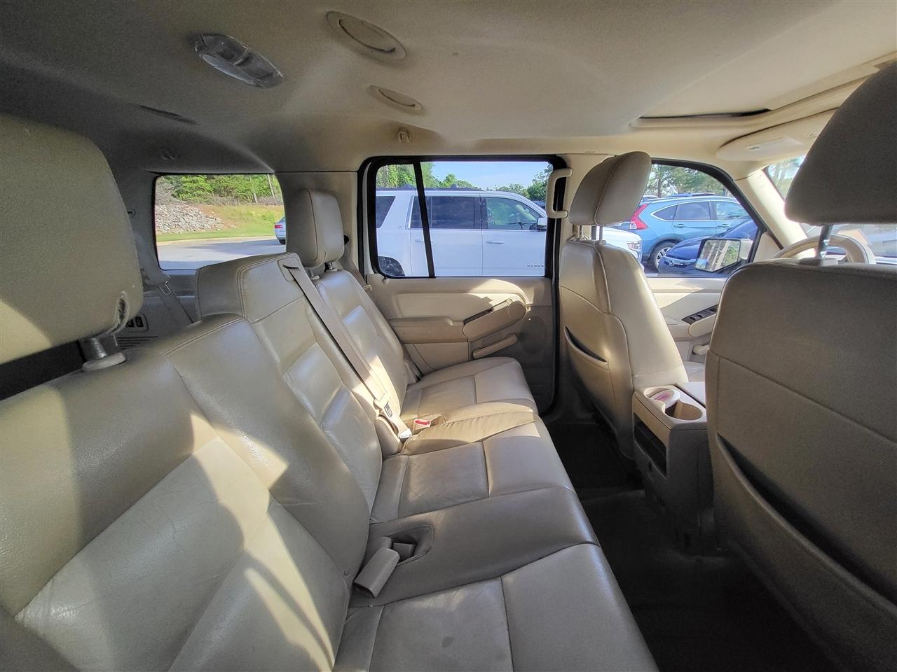 Ford Explorer Limited 4.6L 4WD 2006
