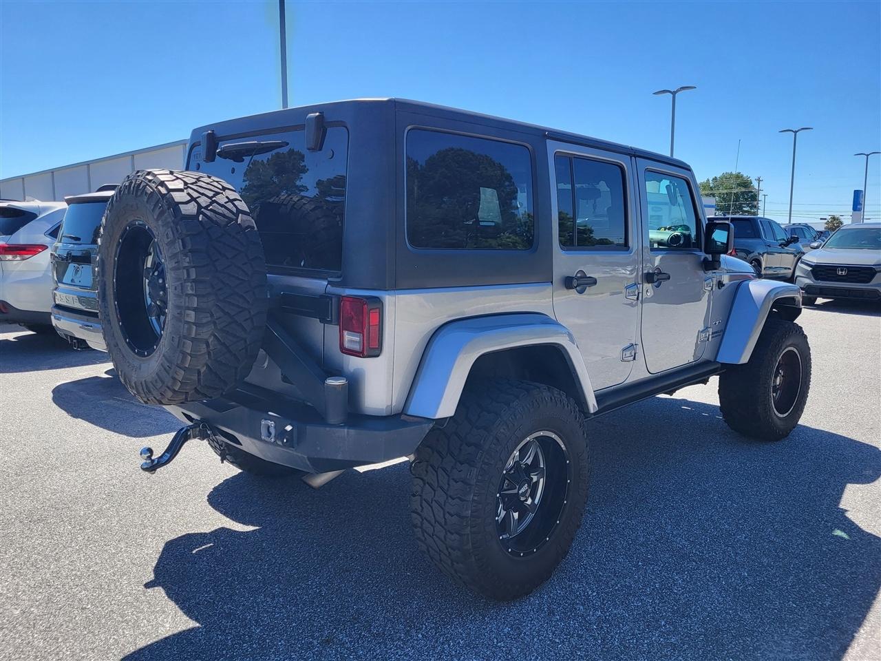 Jeep Wrangler Unlimited Sahara 4WD 2016
