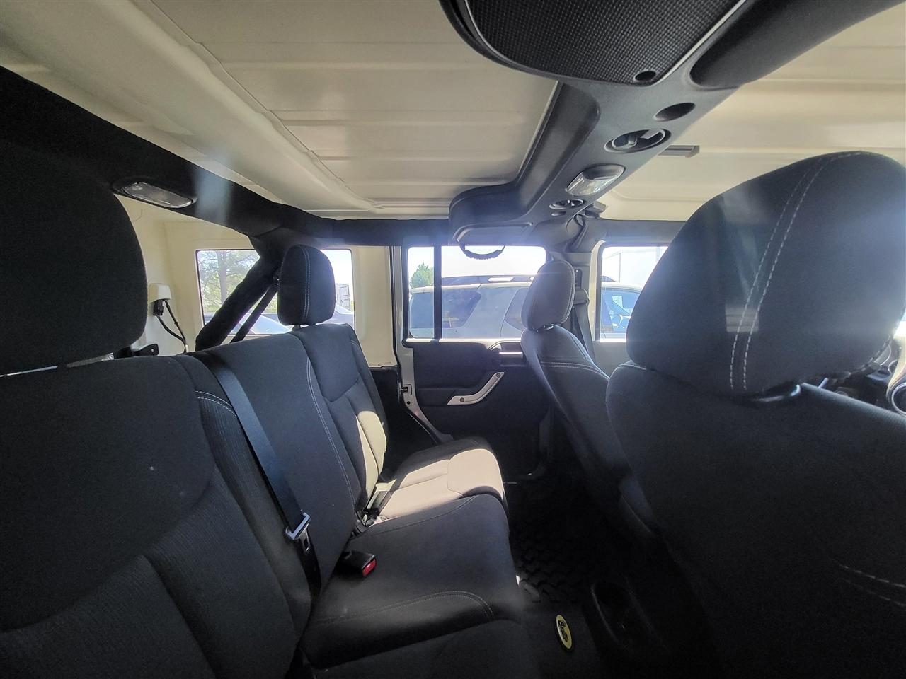 Jeep Wrangler Unlimited Sahara 4WD 2016