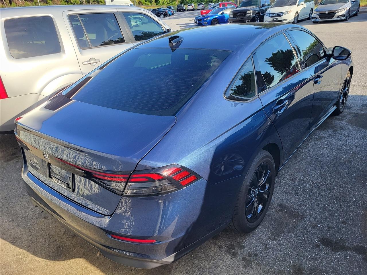 Honda Accord SE 2025