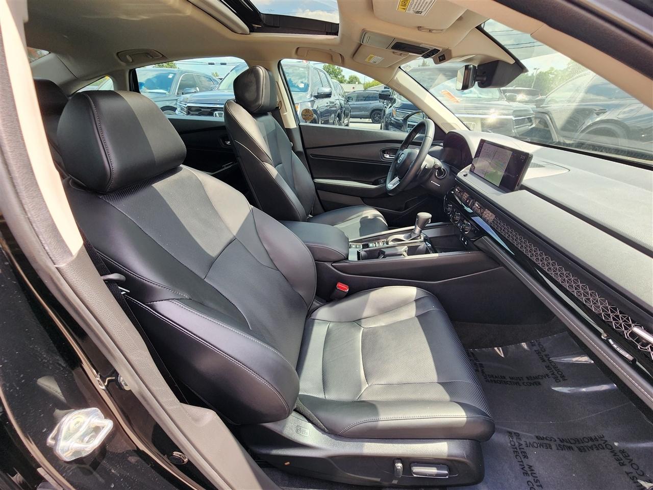Honda Accord Touring Hybrid 2025