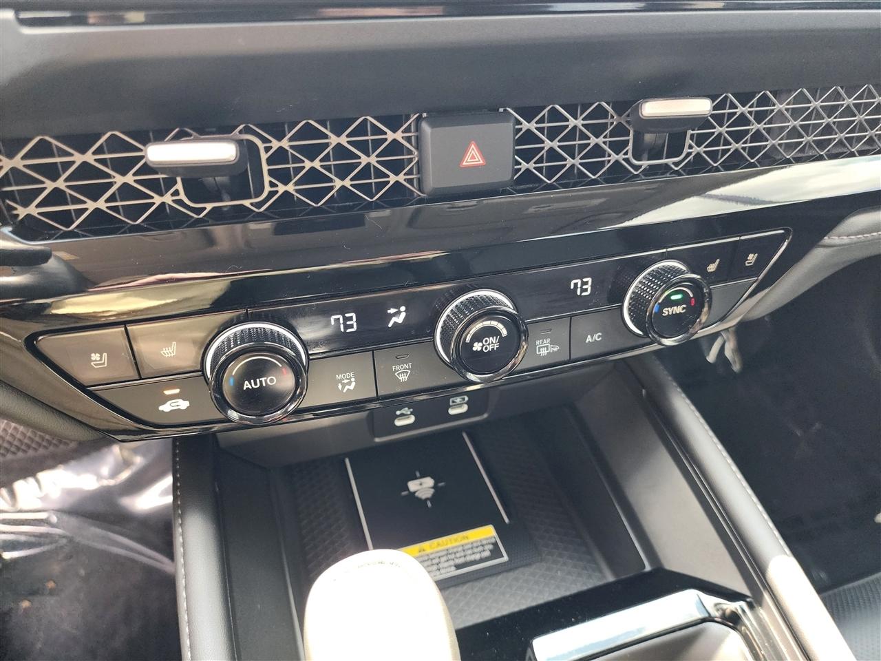 Honda Accord Touring Hybrid 2025
