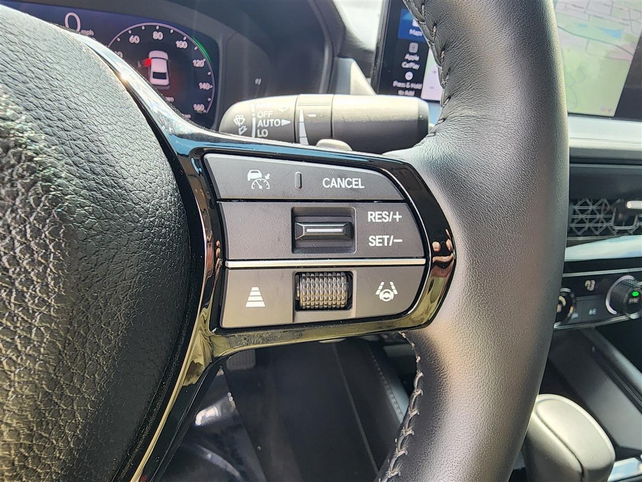Honda Accord Touring Hybrid 2025