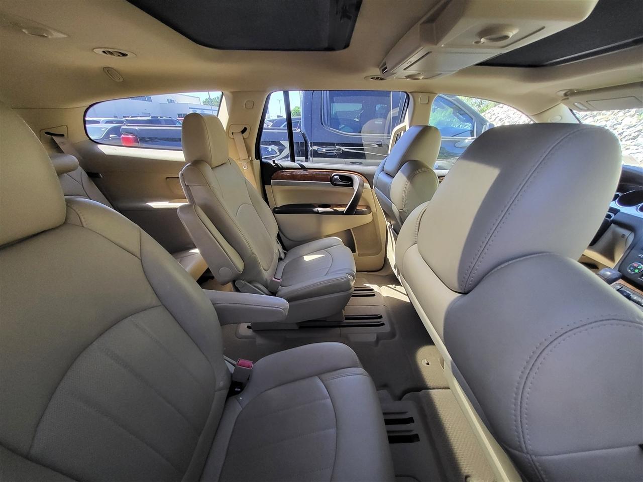 Buick Enclave CXL-1 FWD 2011