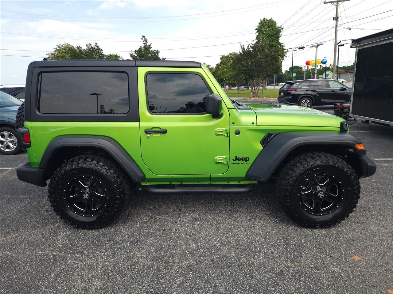 Jeep Wrangler Sport 2025