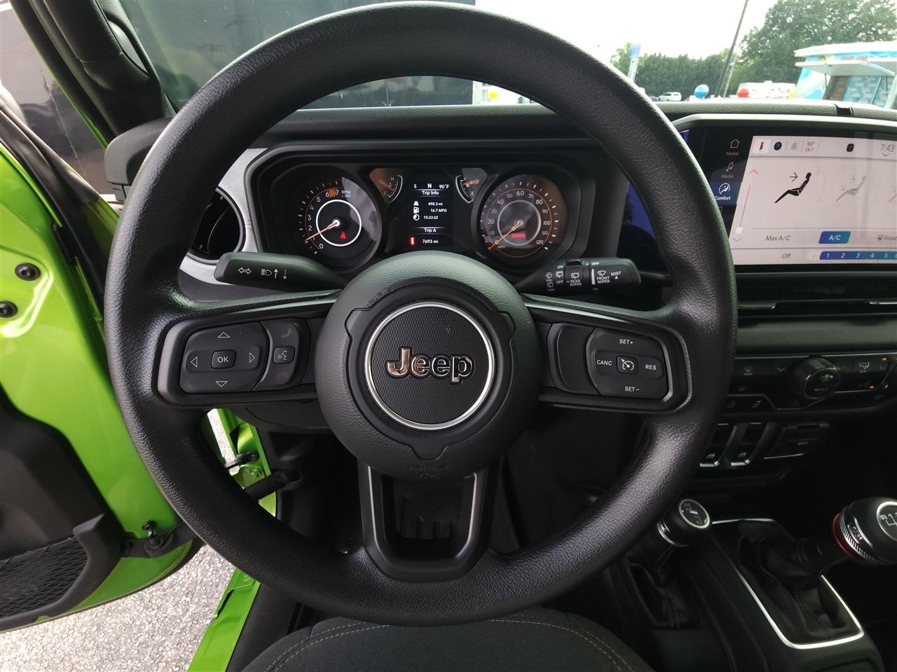 Jeep Wrangler Sport 2025