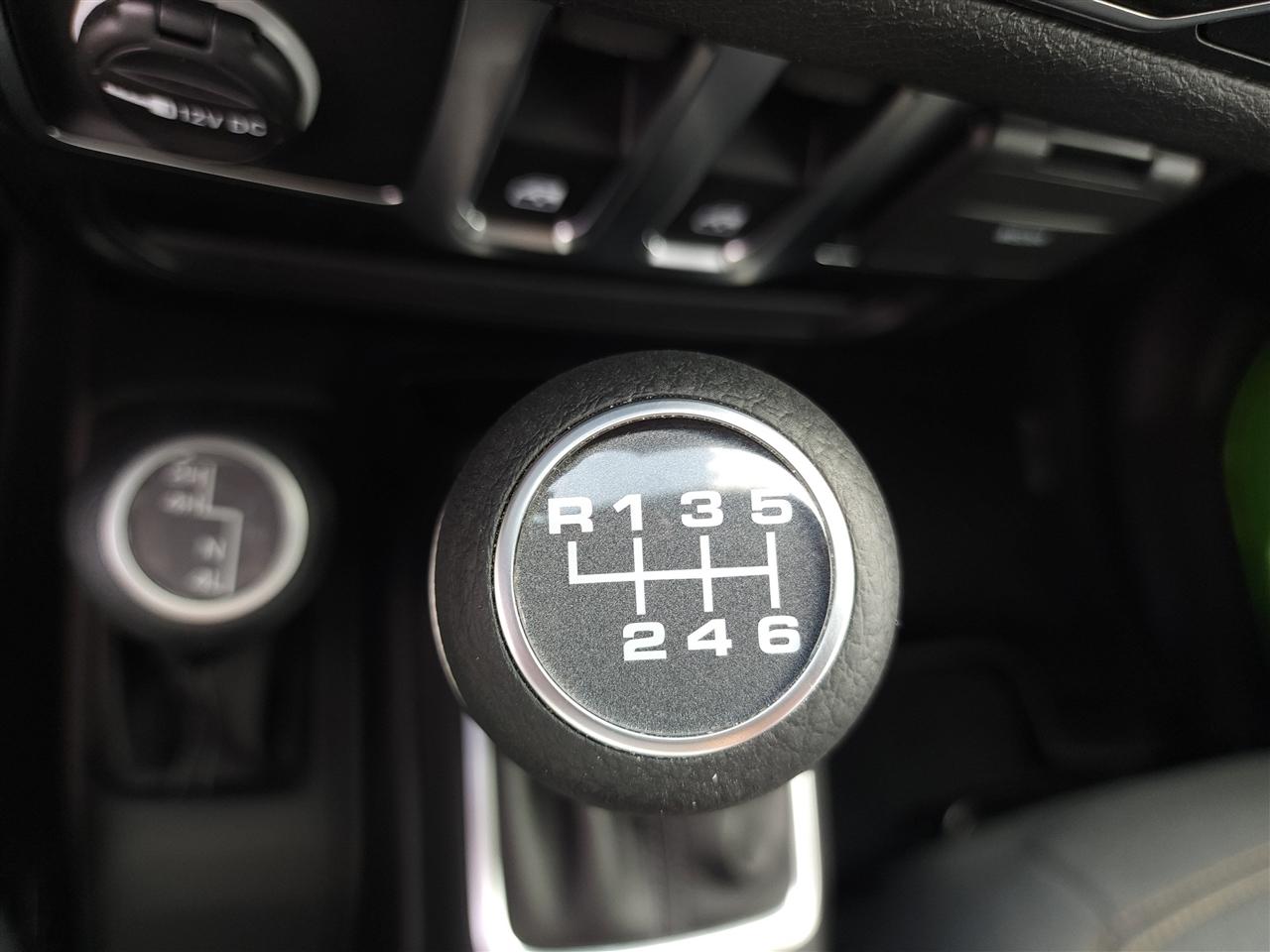 Jeep Wrangler Sport 2025