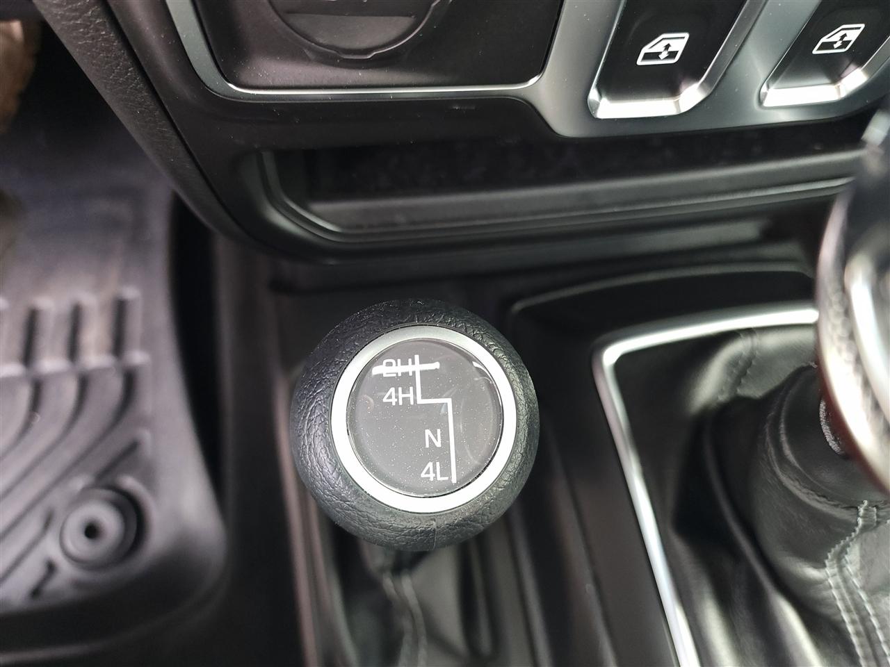 Jeep Wrangler Sport 2025