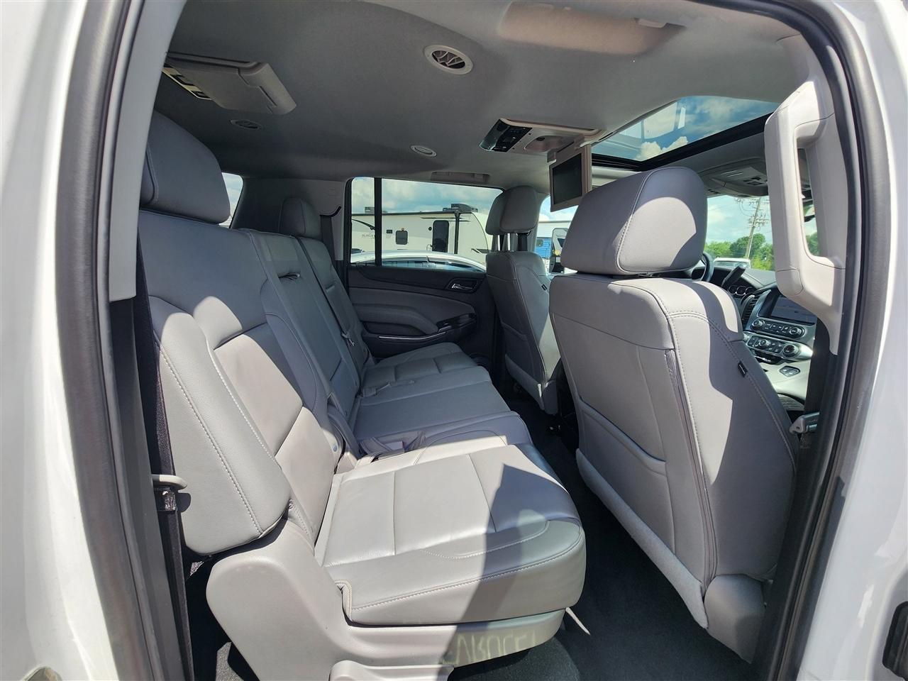 Chevrolet Suburban LT 4WD 2020
