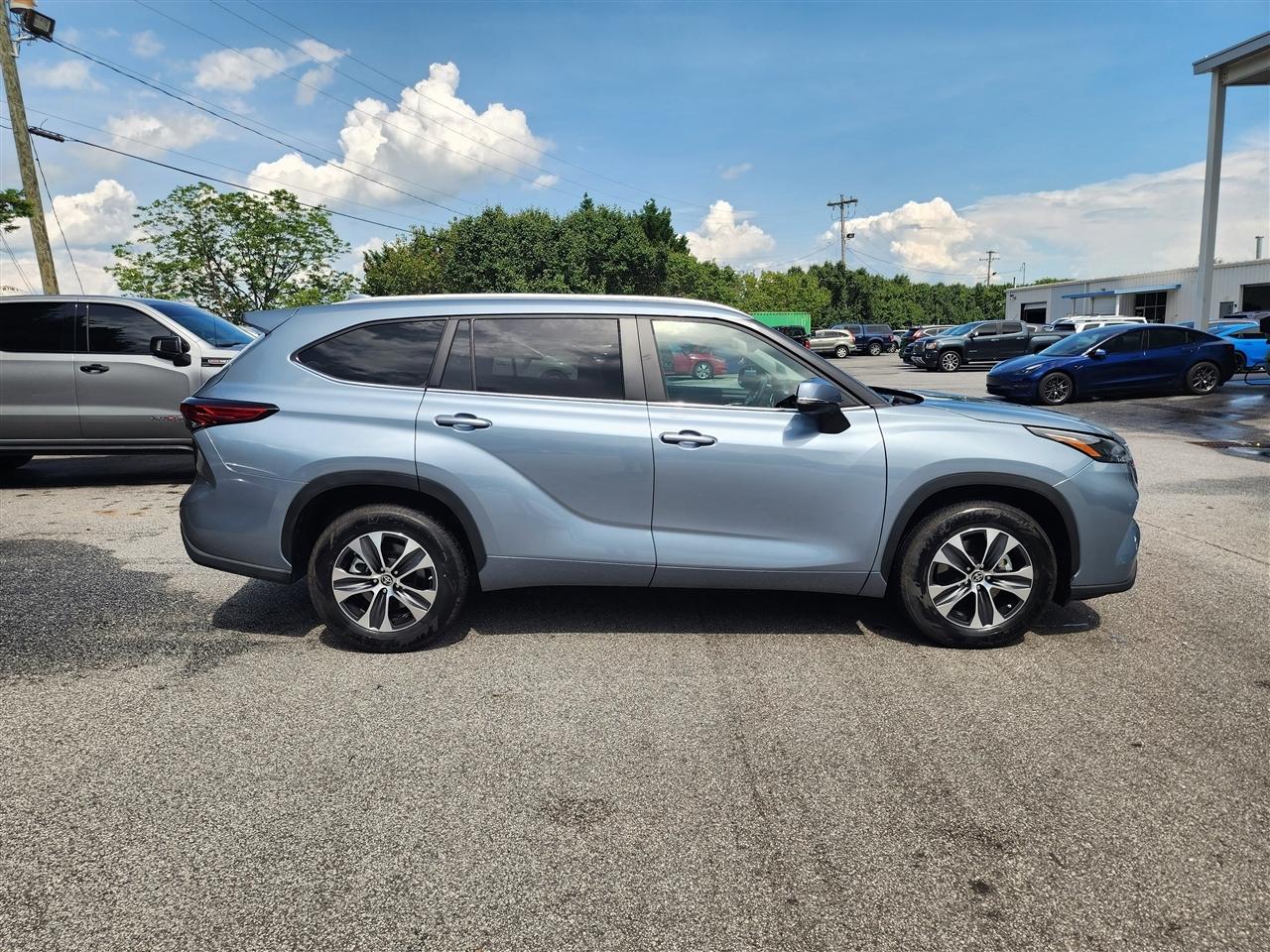 Toyota Highlander Others 2023