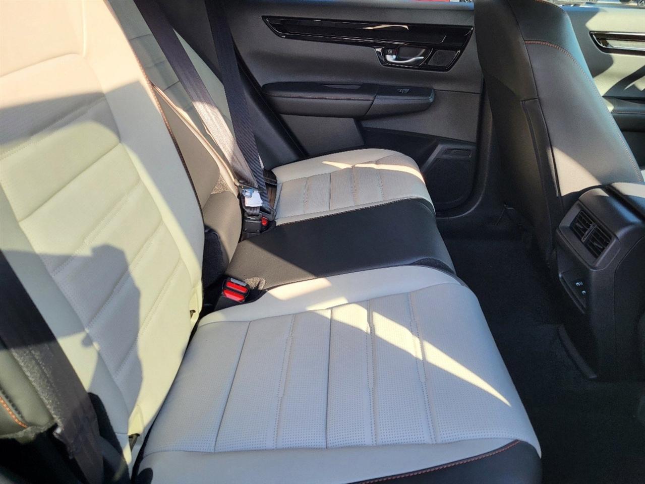 Honda CR-V Hybrid Touring 2025