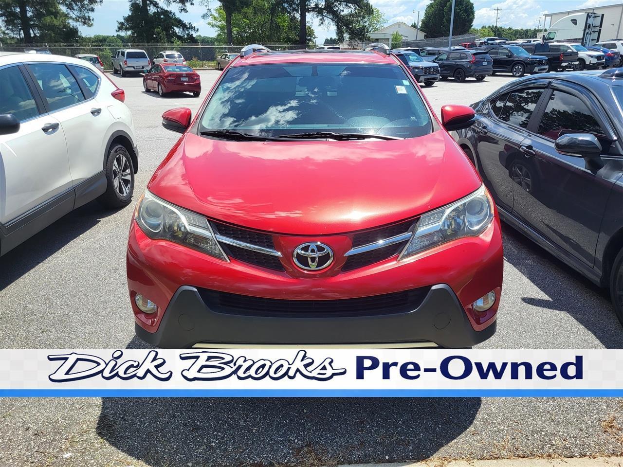 Toyota RAV4 XLE FWD 2014