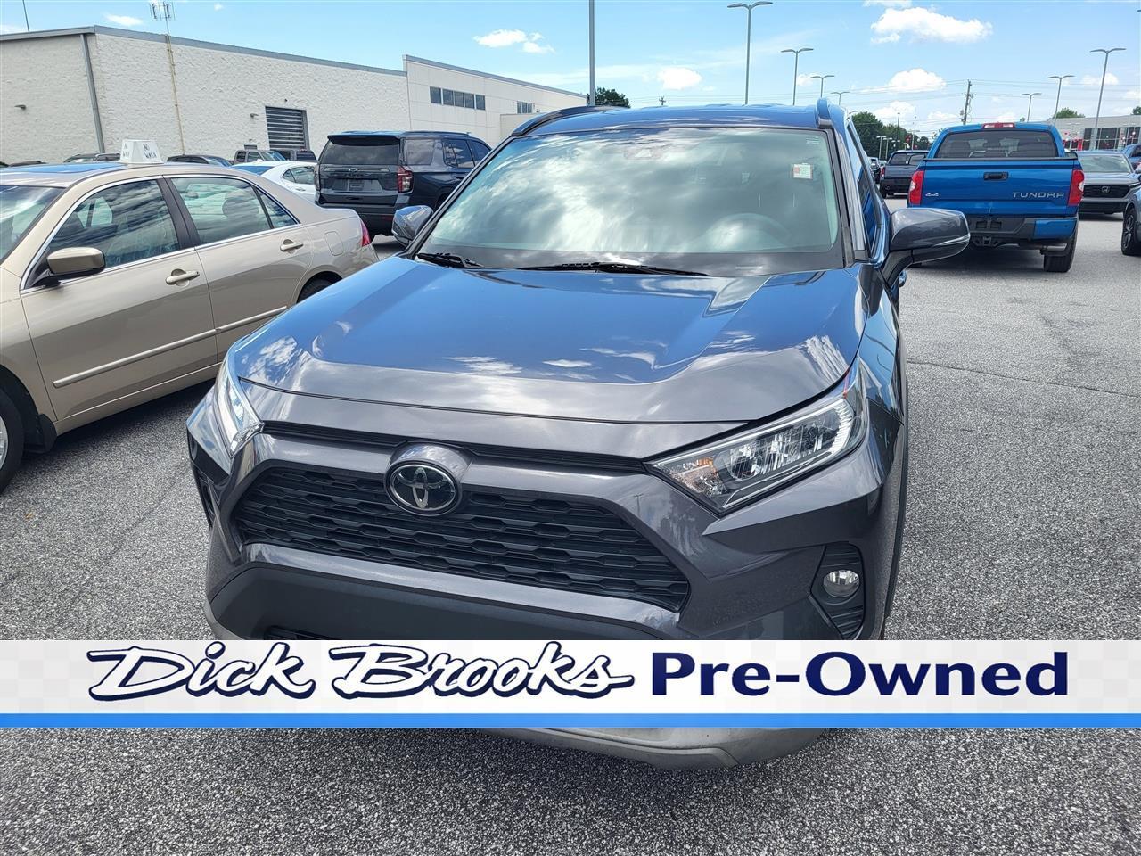 Toyota RAV4 XLE 2021