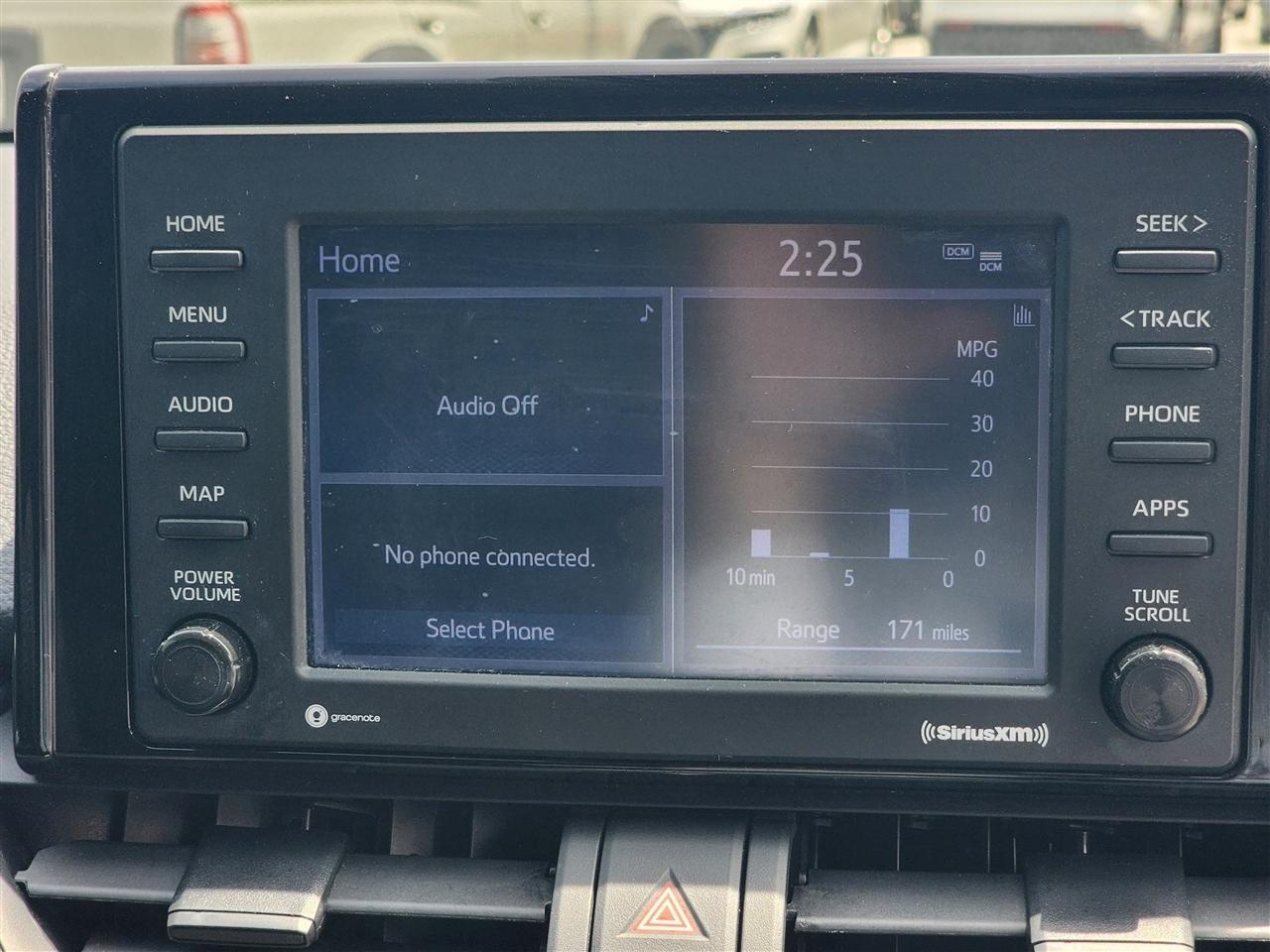 Toyota RAV4 XLE 2021