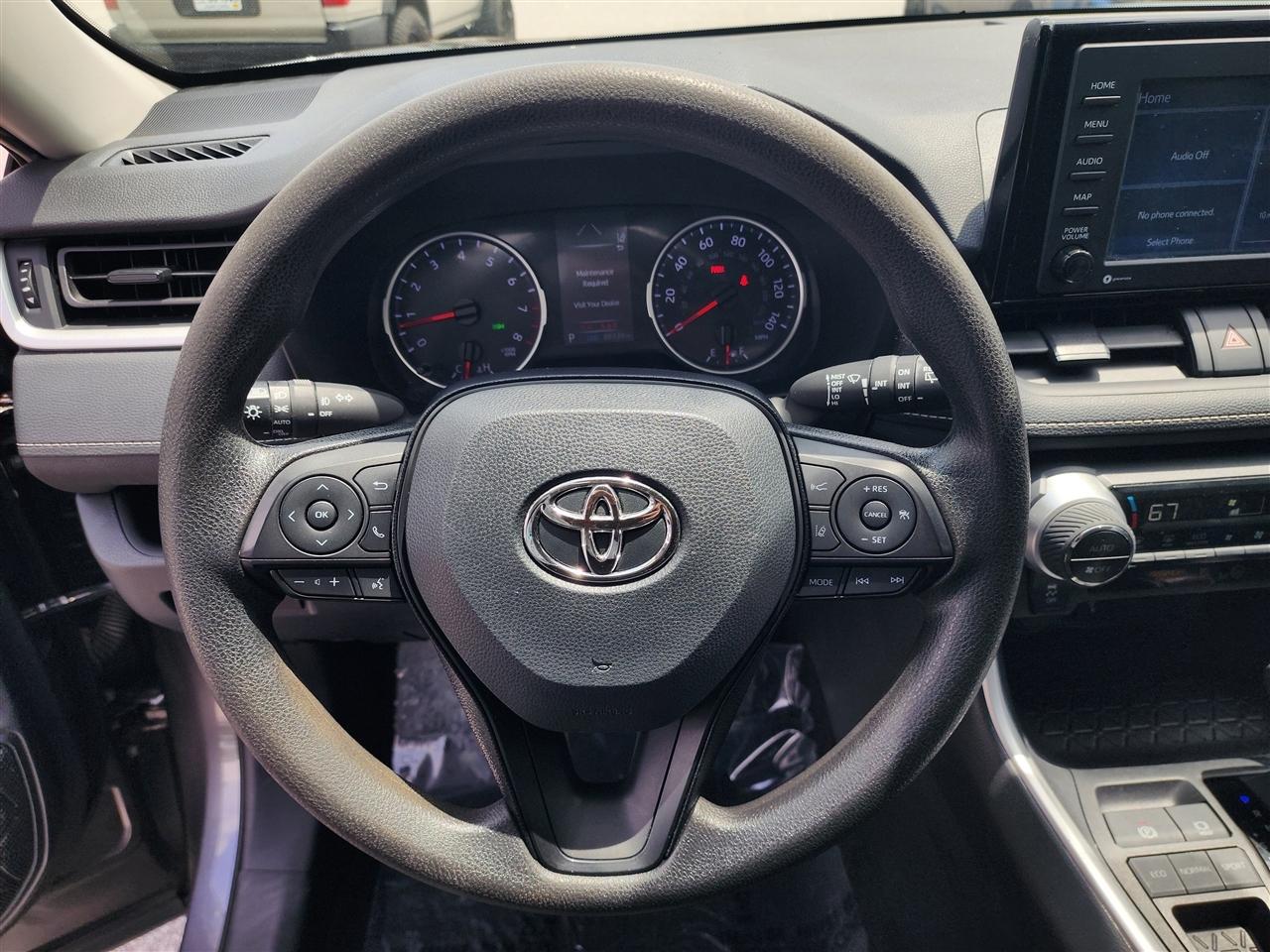 Toyota RAV4 XLE 2021