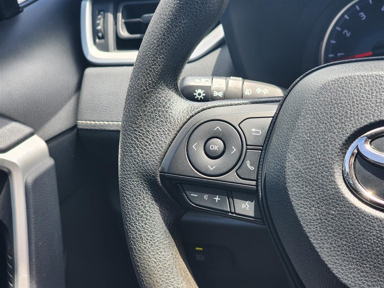 Toyota RAV4 XLE 2021