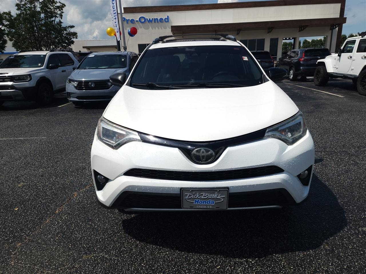 Toyota RAV4 SE 4WD 2018