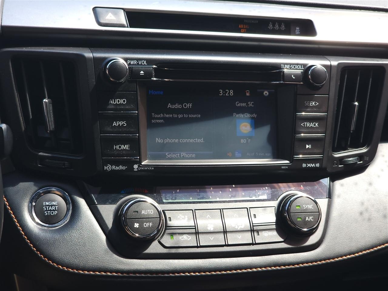 Toyota RAV4 SE 4WD 2018