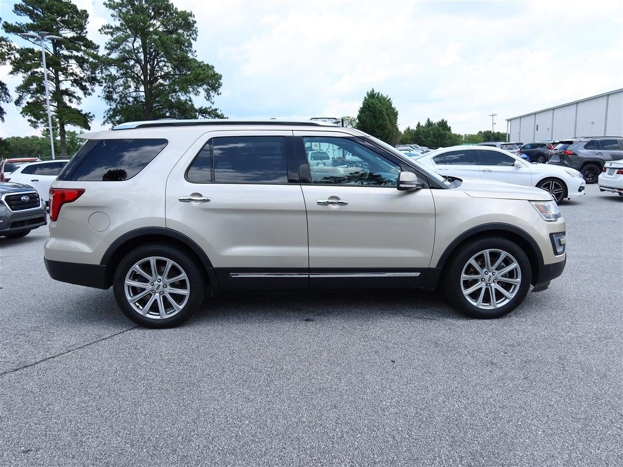 Ford Explorer Limited FWD 2017