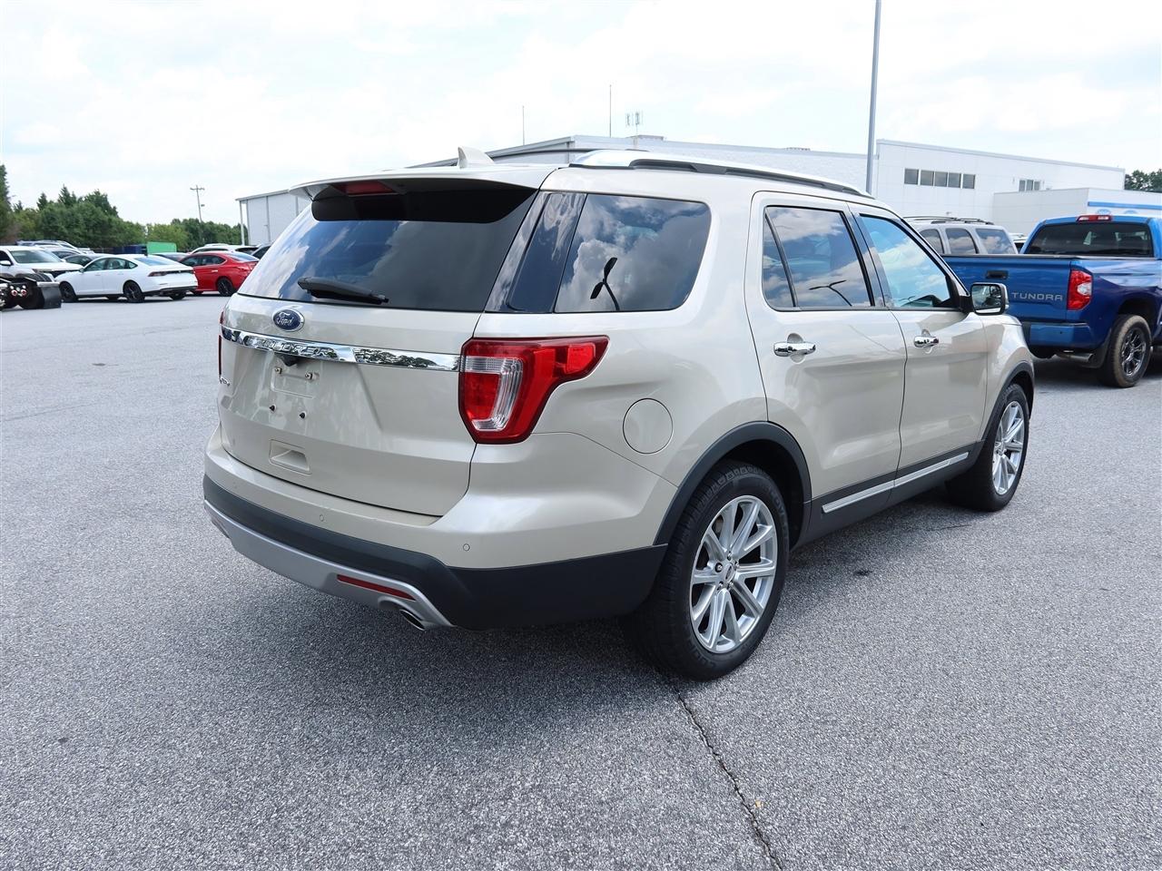 Ford Explorer Limited FWD 2017