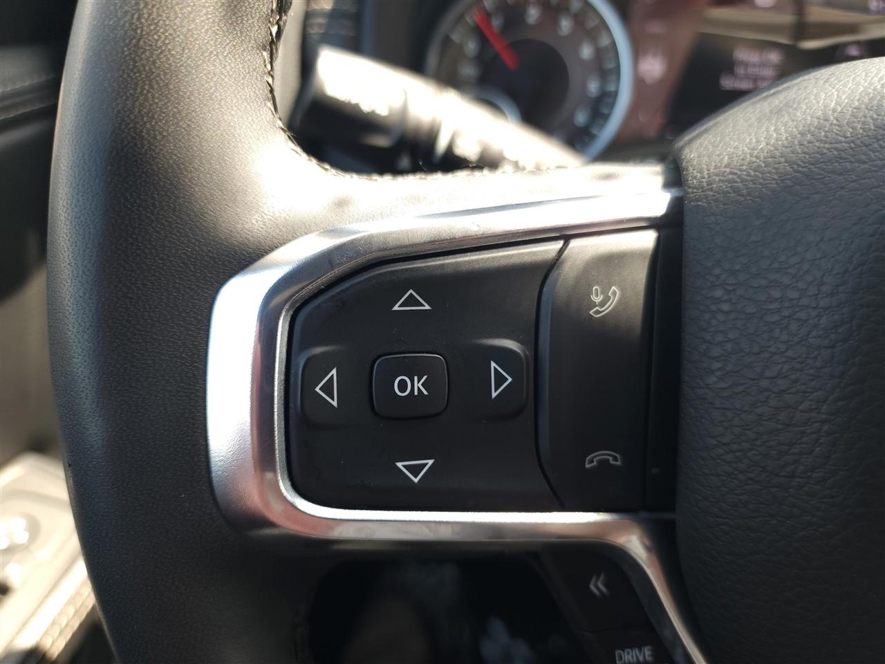 RAM 1500 Laramie Crew Cab SWB 4WD 2025