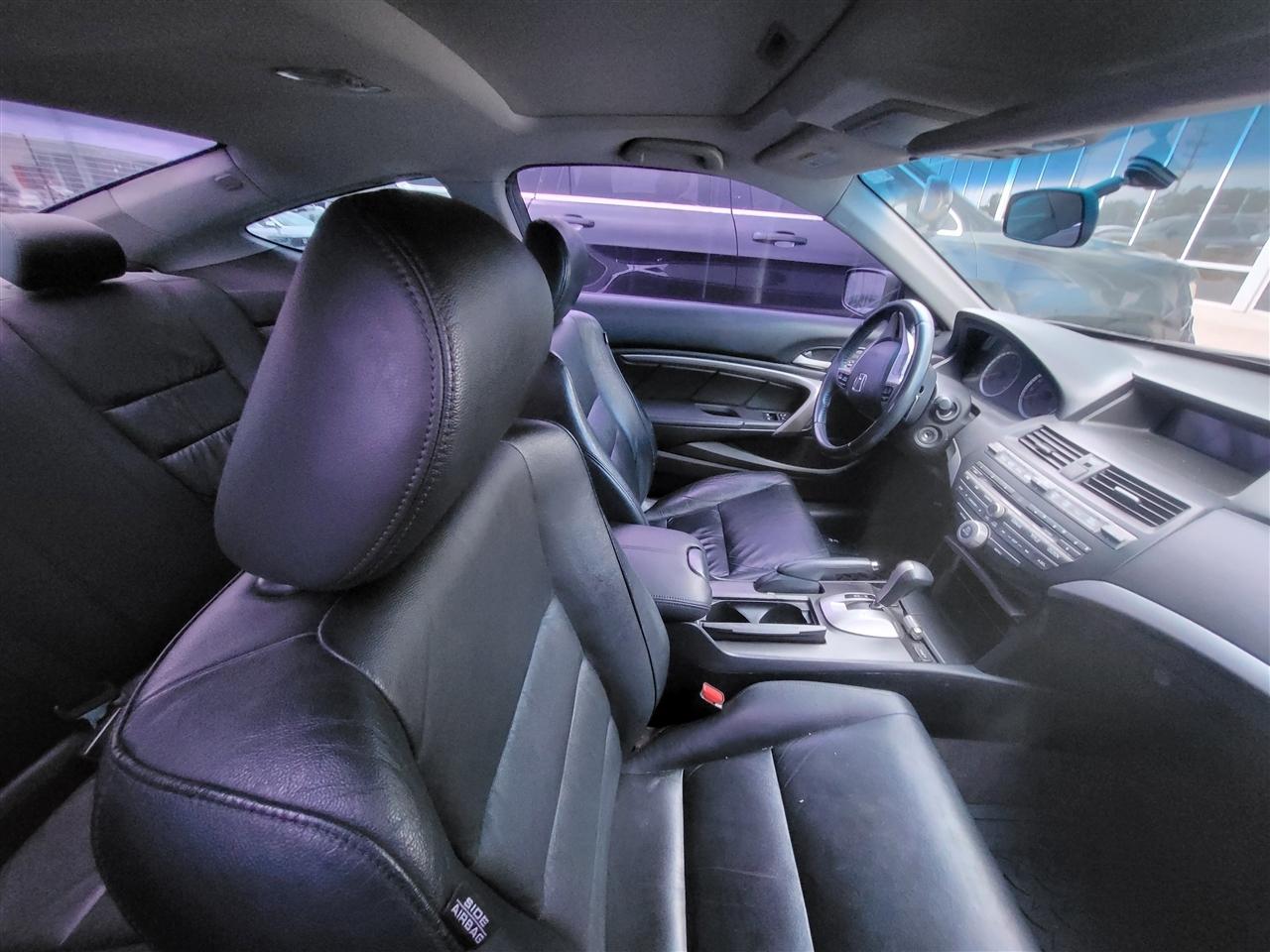 Honda Accord EX-L V6 Coupe AT 2012