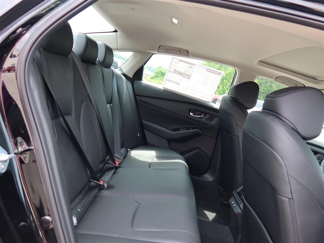 Honda Accord Touring Hybrid 2026