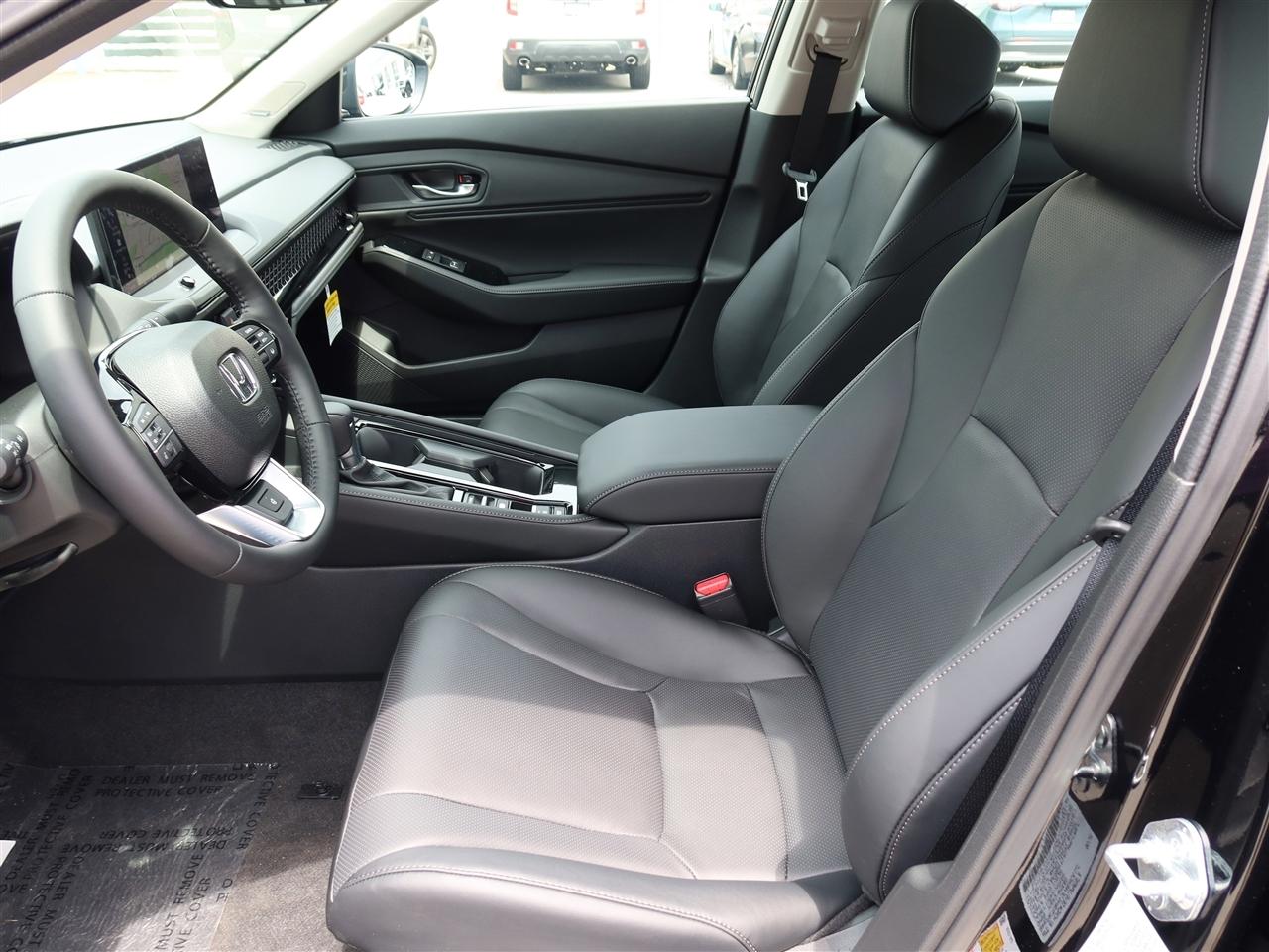 Honda Accord Touring Hybrid 2026
