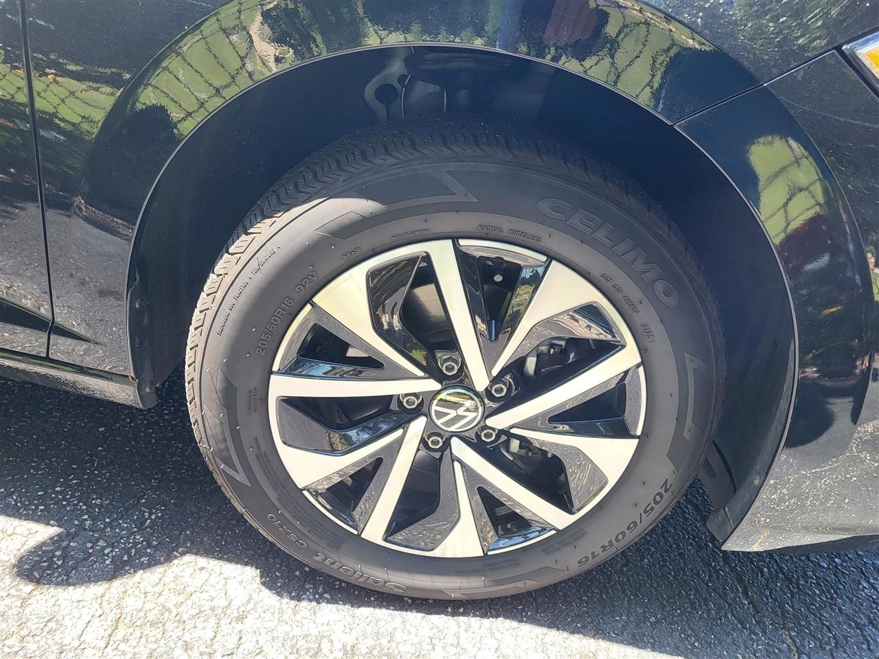 Volkswagen Jetta S 2024