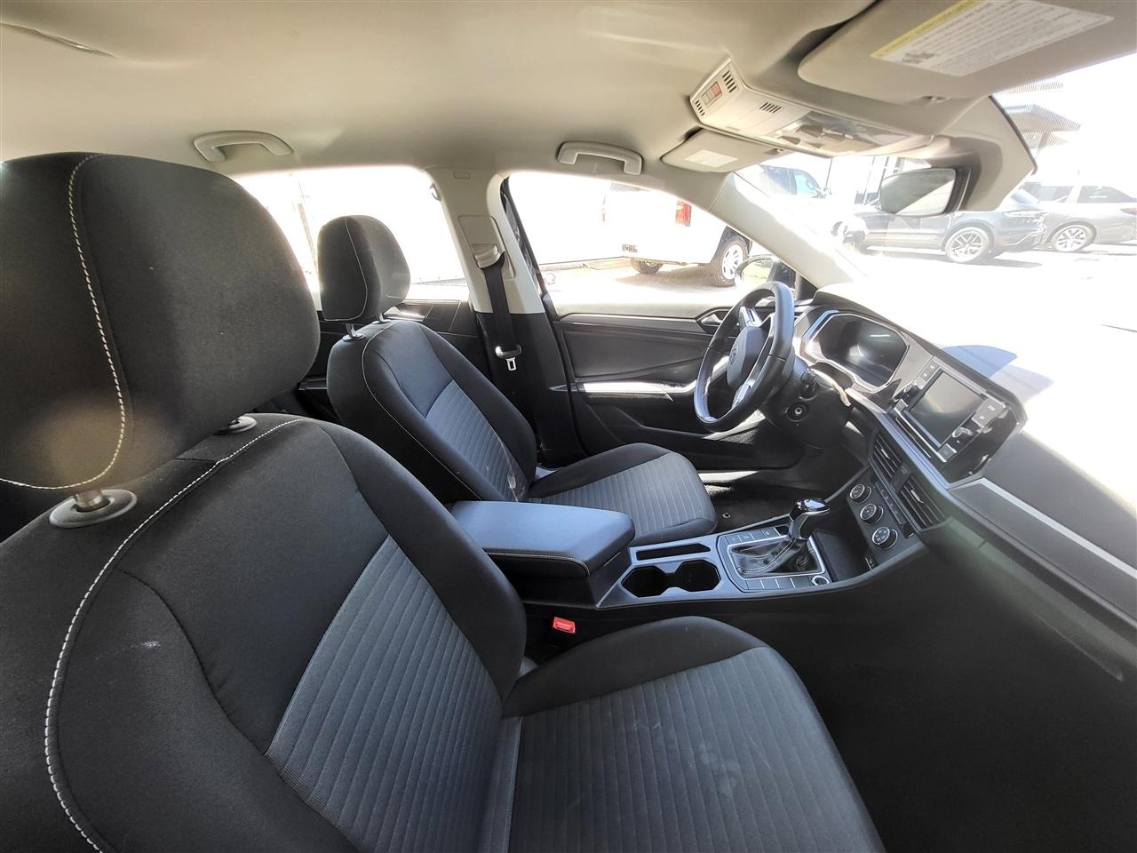 Volkswagen Jetta S 2024