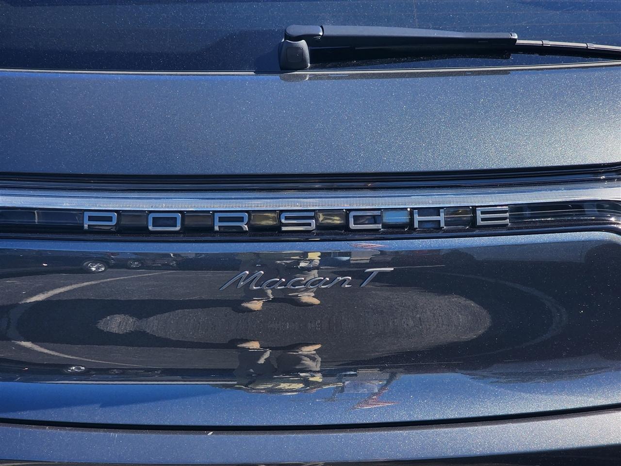 Porsche Macan Base 2025