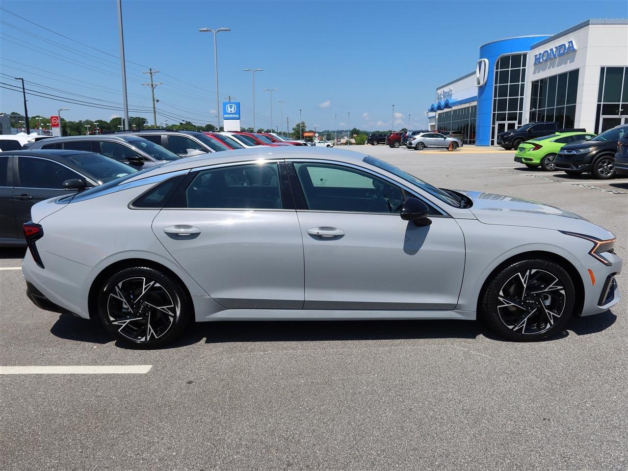 Kia K5 GT-Line 2025