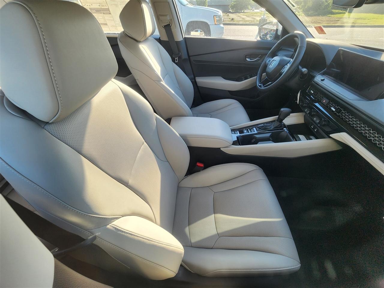 Honda Accord EX-L Hybrid 2026